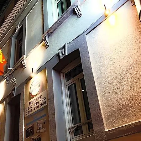 מלון דירות Hoteliere De L'estuaire - Centre 3*